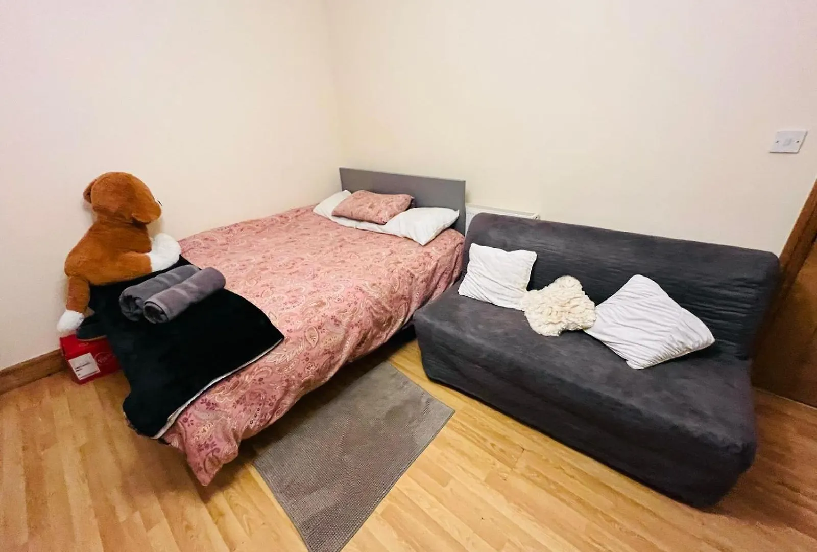 דבלין Dormitorio Grande D08