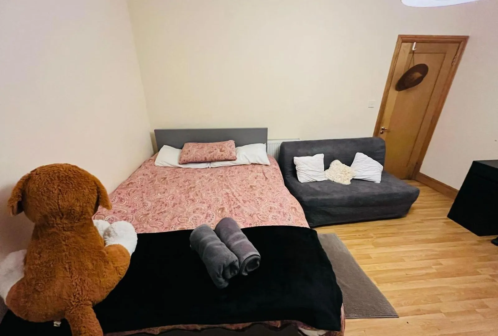 דבלין Dormitorio Grande D08